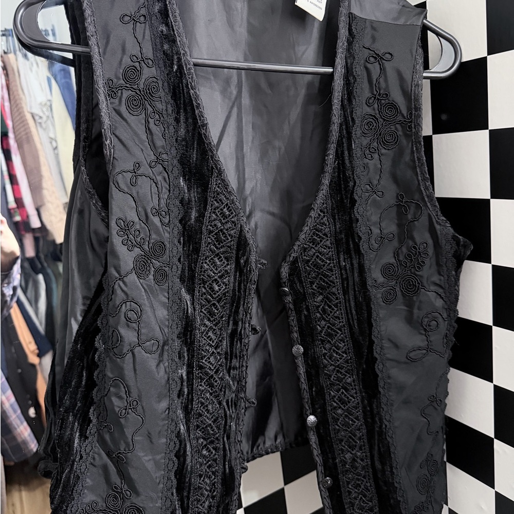 Elegant Black Embroidered Women's Vest